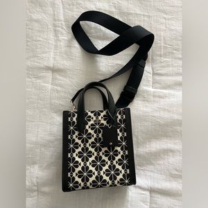 Kate spade New York Spade flower Jacquard tote